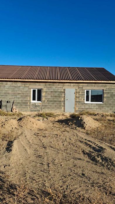 Продам участок с времянкой