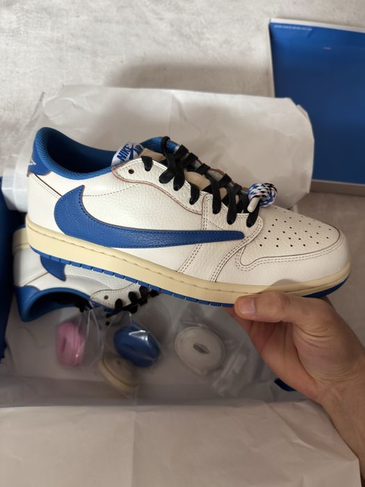 Nike Jordan 1  x Travis Scott x Fragment