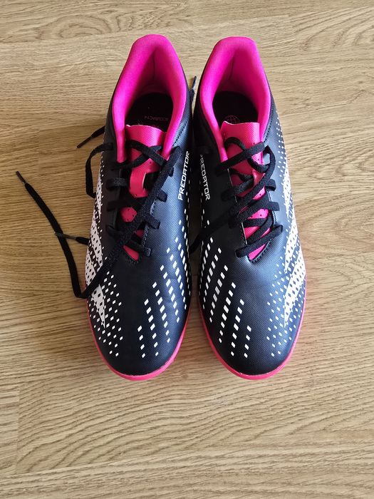 Футболни обувки Adidas