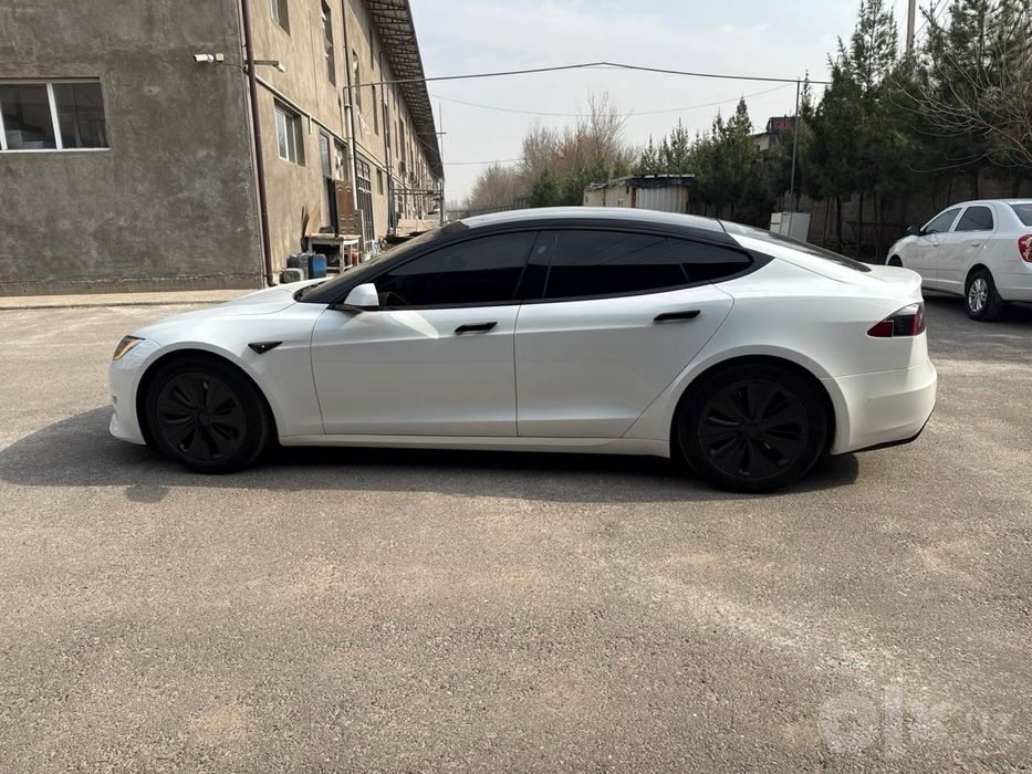 Продам свою Tesla Model S Full Oficial