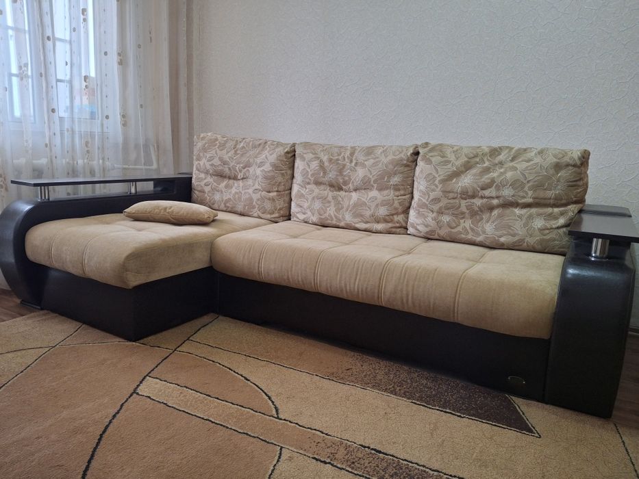 Угловой диван б/у