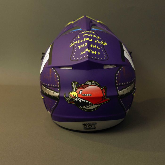 Каска с очила за ел. тротинетка , велосипед , мотокрос