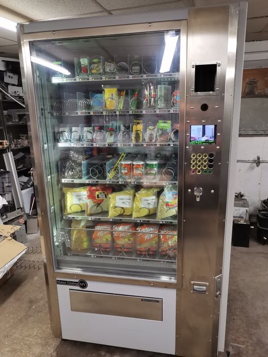 Vindem automat articole de pescuit