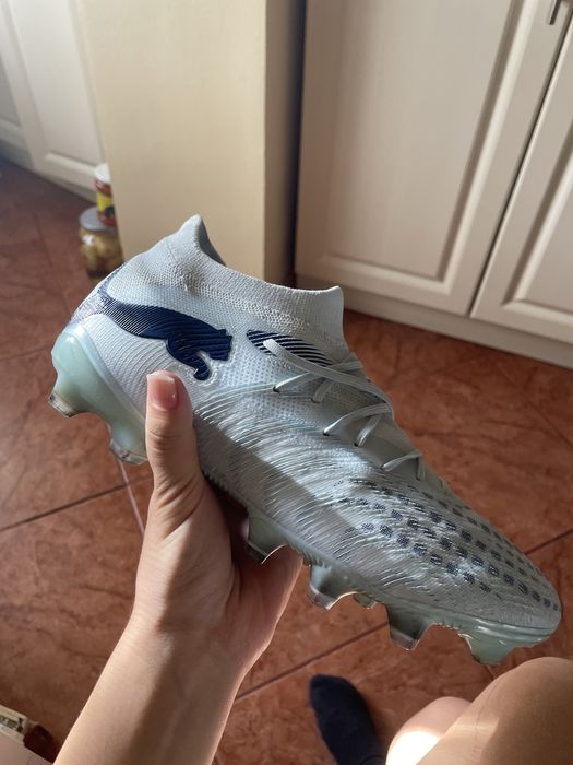 Ghete de fotbal Puma future 8 nou