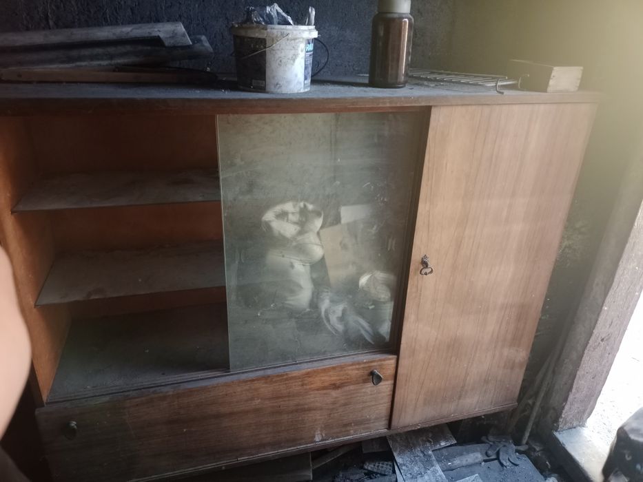 Сервант бесплатно!