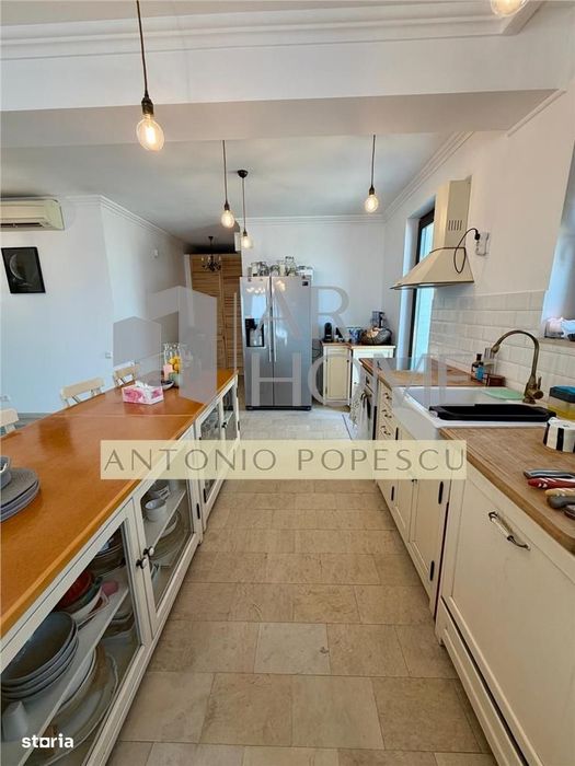 Penthouse 3 camere, 2 terase, parcare proprie, Ploiesti, ultracentral