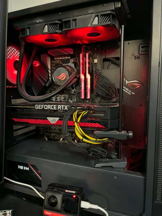 Геймърски компютър ASUS ROG