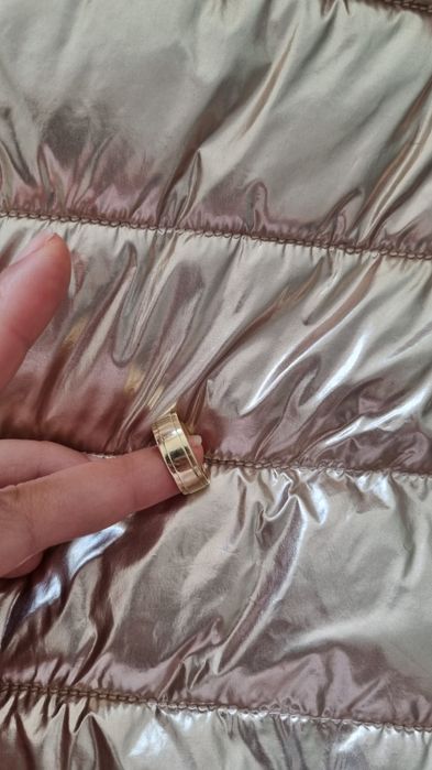 Златно, леко ватирано яке Benetton