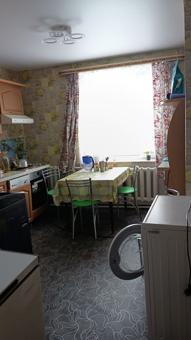 Продается 3-комнатная квартира