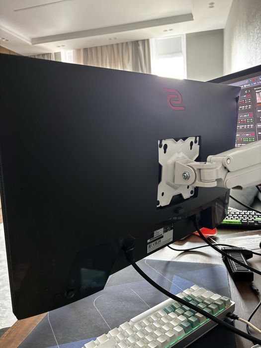 Монитор ZOWIE XL2566K