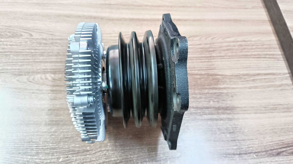 Помпа охлаждения на Terrano Mistral TD27