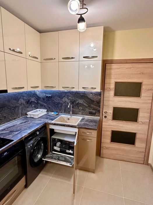 Дава се под наем Двустаен апартамент в Пловдив, Мараша - 60 кв.м за 600 € - Снимка #1