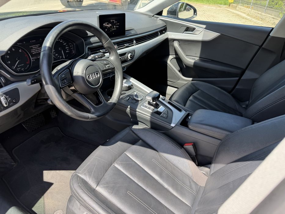 Audi A5 G-tron 2018-08  (Avariat)