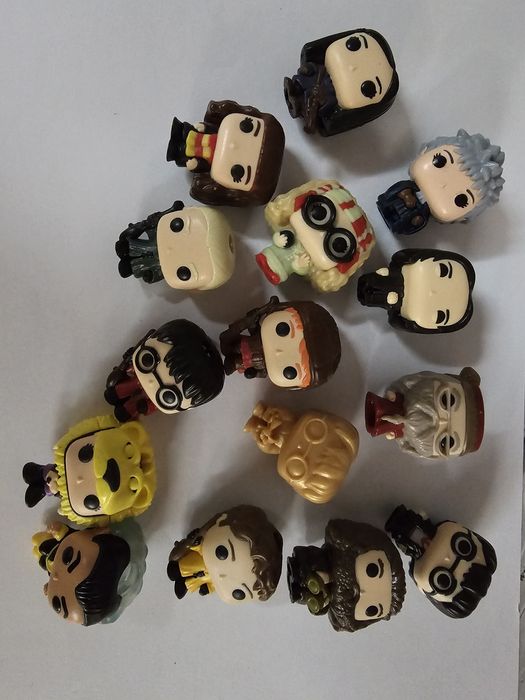 Различни плюшени играчки