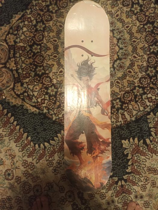 Skateboard sotiladi