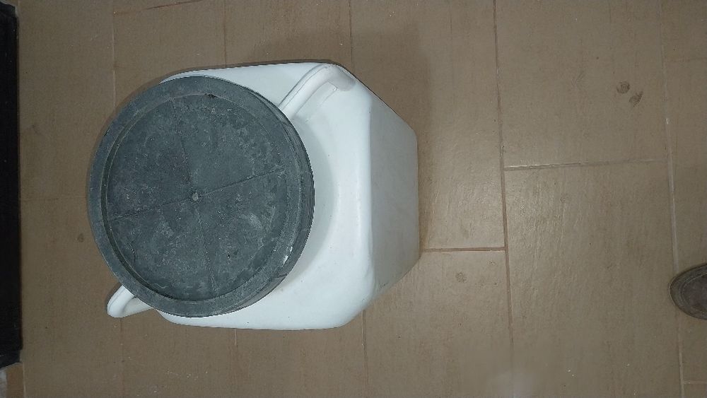 Бидон 60л. пластмаса