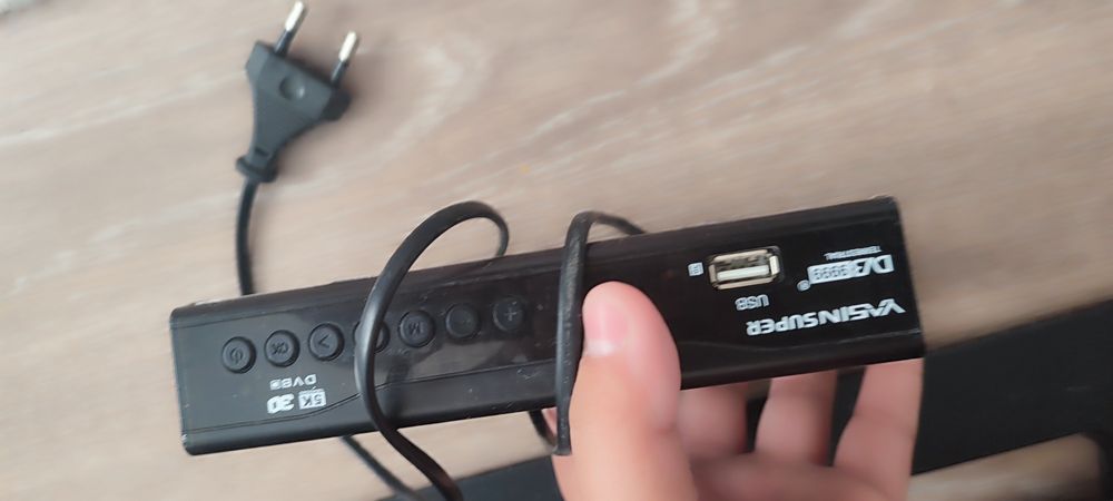 Телевизор 109см sony