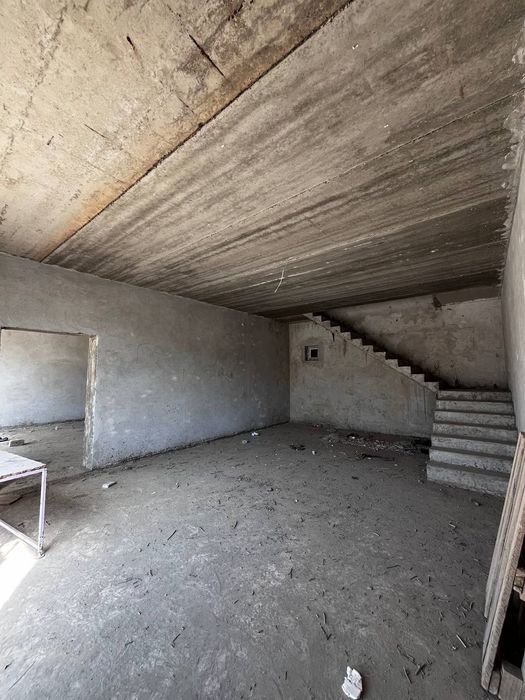 Урган шахар боги эрам туйхонаси ёнидаги нотурар бино сотилади