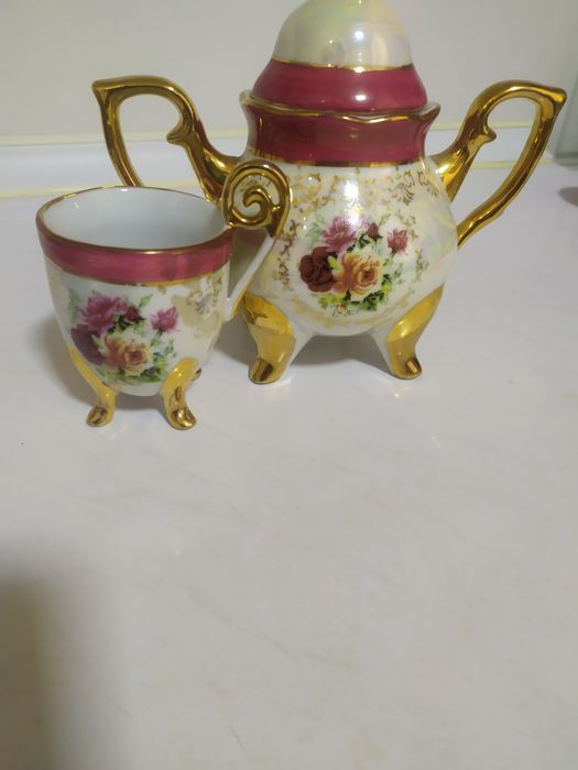 CHayniy servislar sotiladi