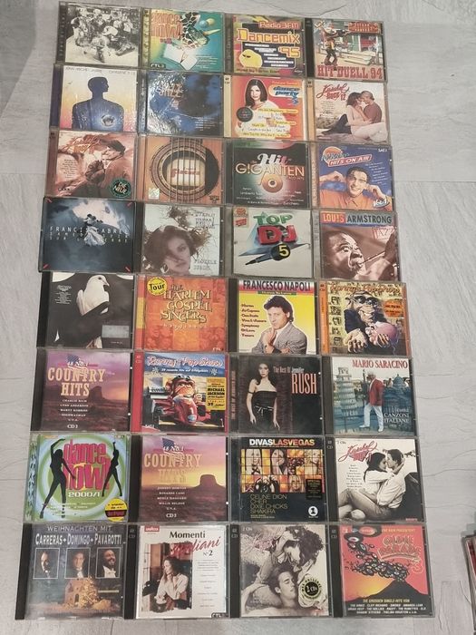 Discografie Audio CD Compact Disc NU VÂND LA BUCATĂ sunt peste 450 CD