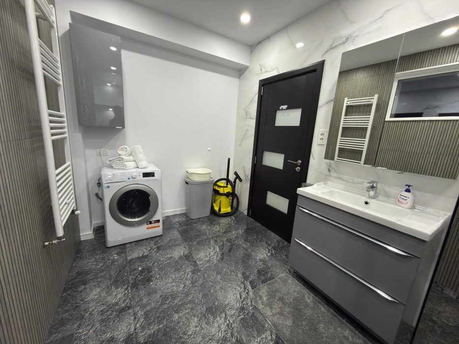 Ofer spre inchiriere apartament 2 camere complet utilat bloc nou
