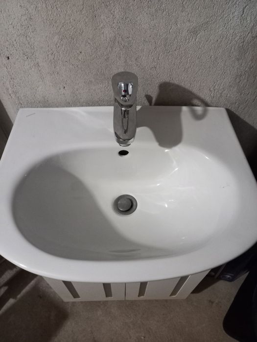 Комплект мивка,долен горен шкаф и смесител