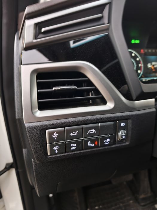 SSANGYONG Korando 2024 — imagine 5