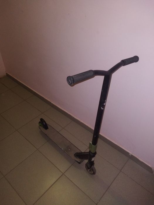Продам самокат в отличном состояний!!!