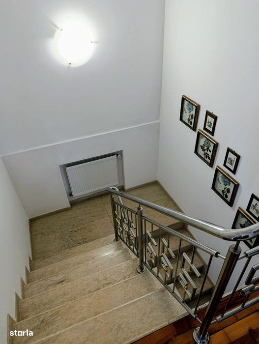 Casa 7 Camere 3 bai zona Fratelia Musicescu 430.000 euro
