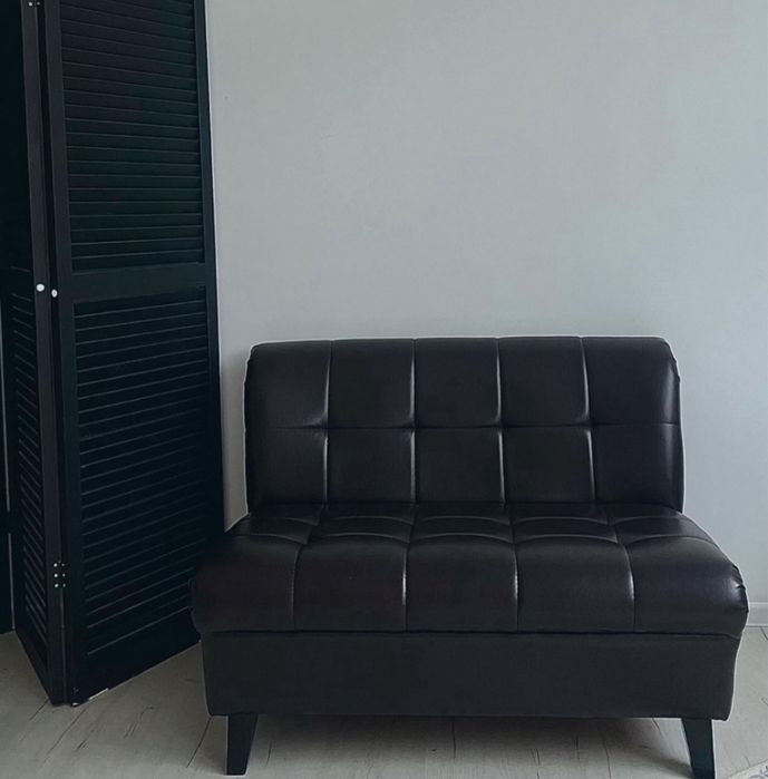 Диван из  эко кожи