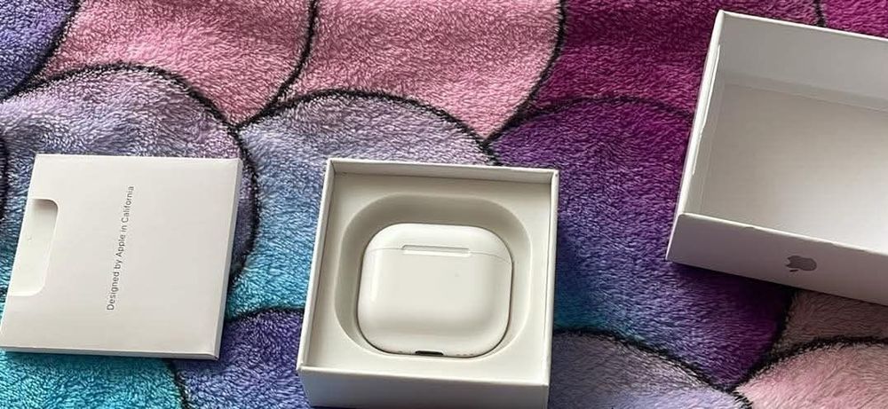 Căști Airpods 4 ANC   originale Noi