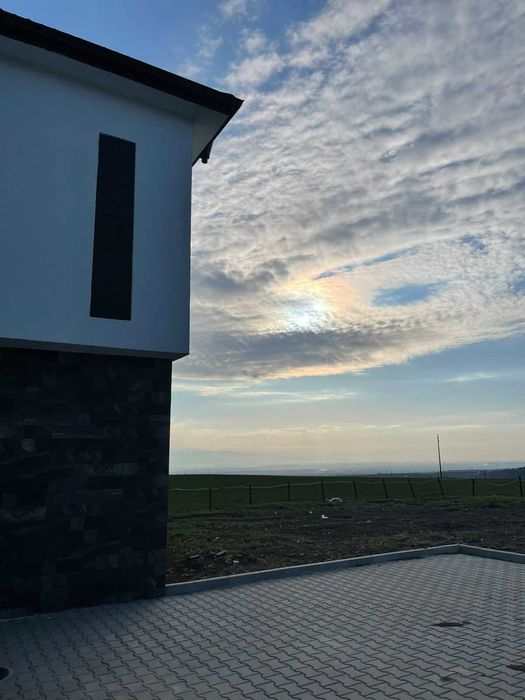 Продава се Къща в Банкя - 200 кв.м за 1600 €/кв.м - Снимка #6