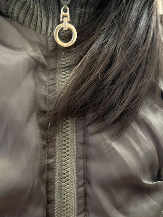 Продам куртку на девочку 7,8,9 лет