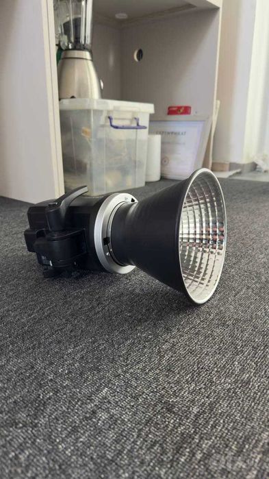 Godox MS300V studiya chirog'i 300W, softboks bilan, Bowens