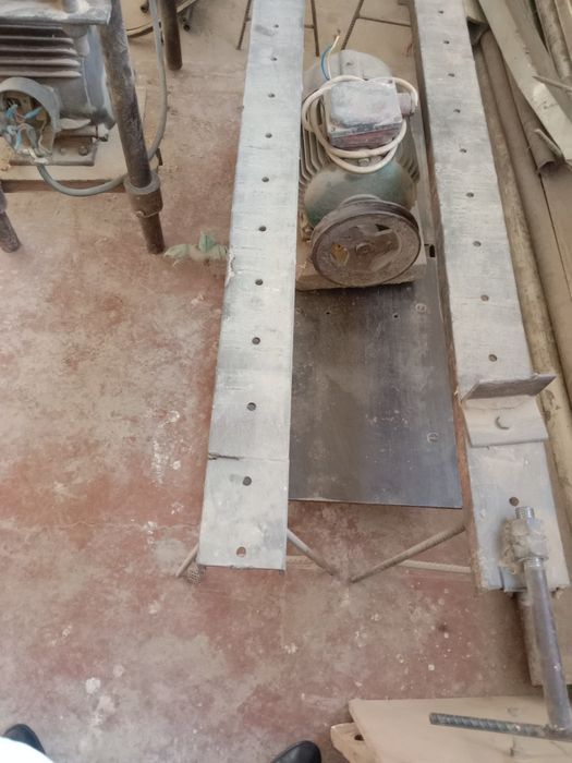 5 хил турдаги комплект ишлаб турган пларам станоклар сотилади.