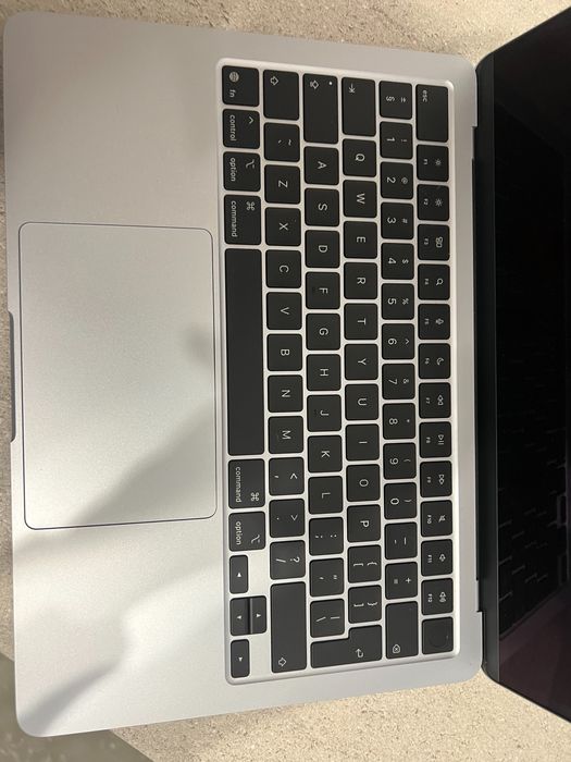 MacBook Air M4 13”