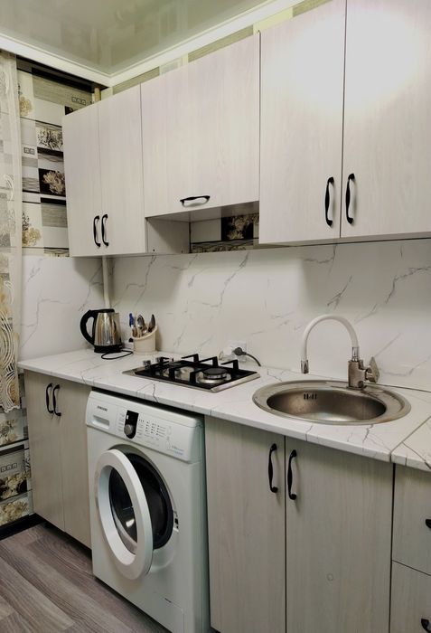 Почасовая центр. Арбат, Гум.