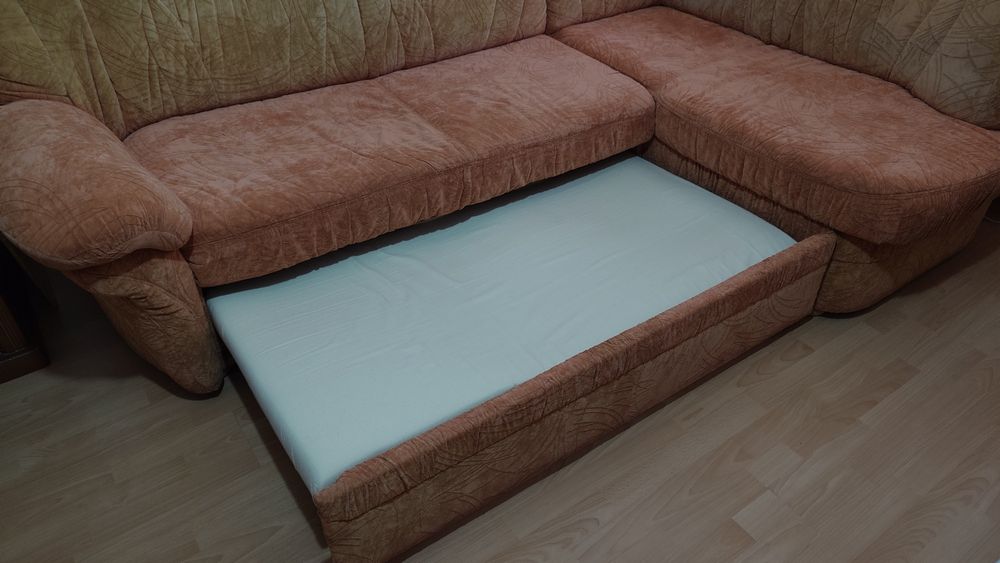 Спешно Продавам на символична цена Ъглов диван