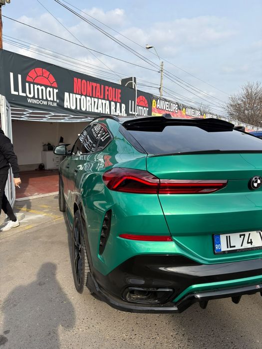 Montaj folie auto Llumar autorizata cu garanție 12 ani