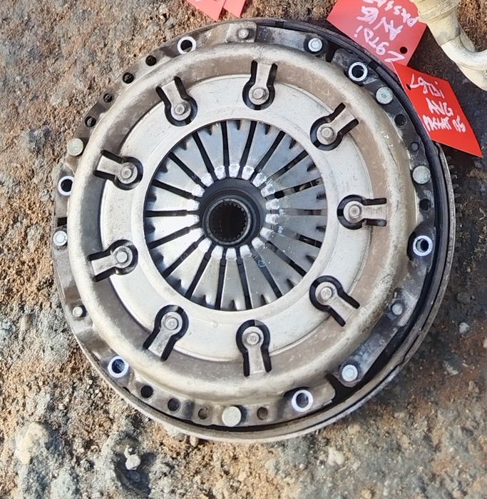 Kit ambreiaj 1.9tdi Golf 4/Bora/Passat B5/Octavia 1cod AJM/AVF/AWX/AVB