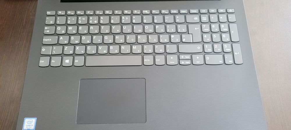 Ноутбук lenova i3 8130u