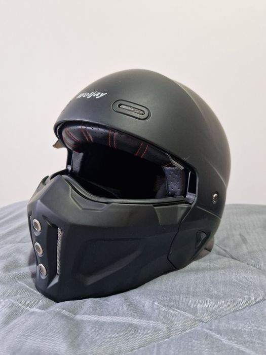 Мотошлем в хорошем состоянии