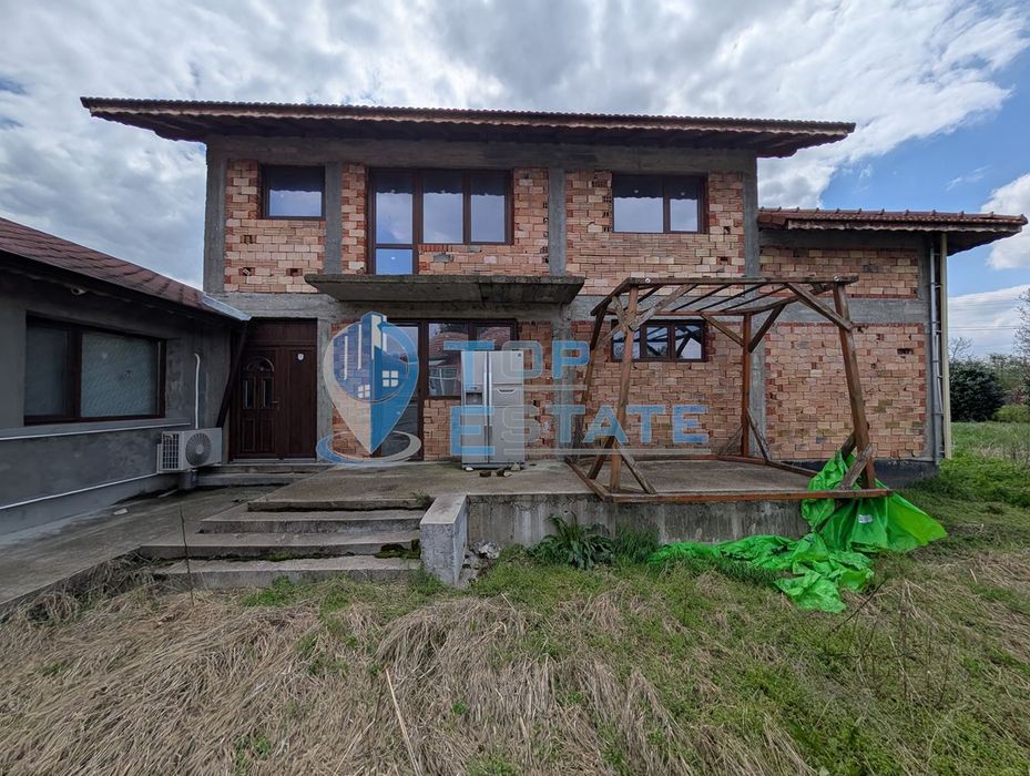 Продава се Къща в Долна Оряховица - 410 кв.м за 218 €/кв.м - Снимка #9