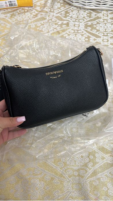 Сумки armani exchange