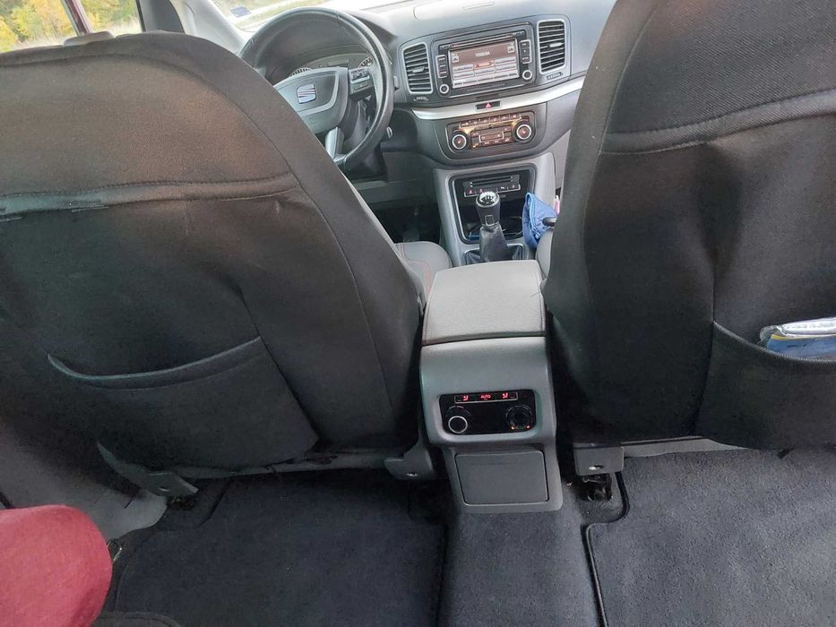 Продавам Сеат алхамбра 2.0tdi 140кс. 2012г.