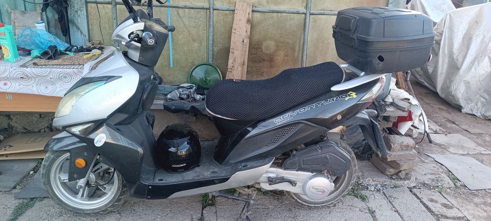 Продам скутер Педа Шарп 150 куб.