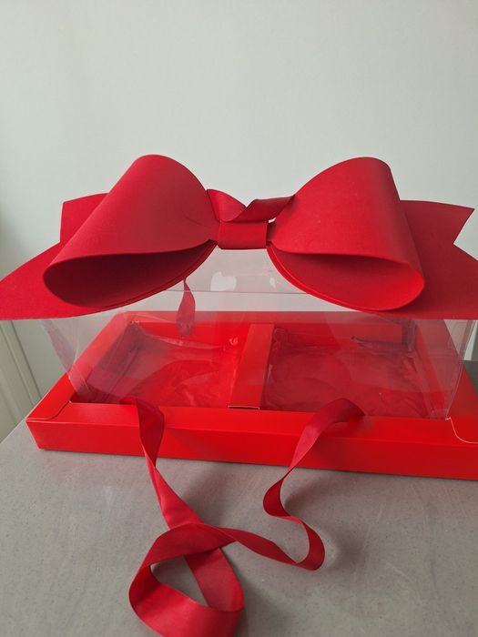 Упаковка для клубники в шоколаде