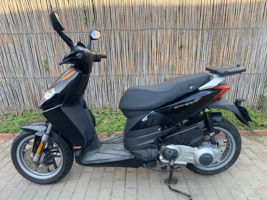 Scuter 125 Aprilia SG