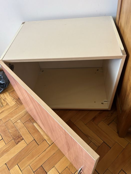 Ракла/нощни шкафчета/гардероб/тв