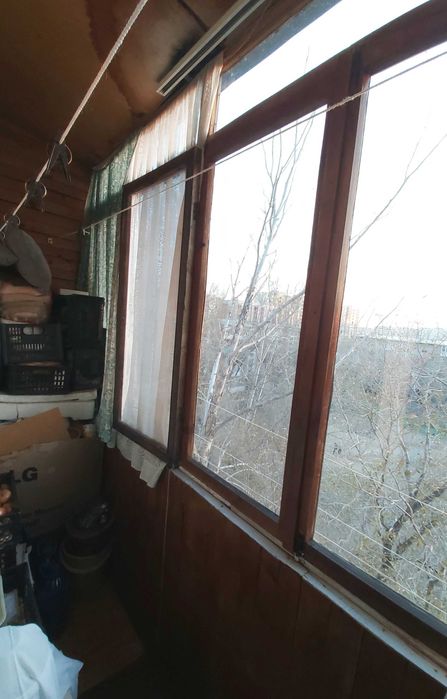 Продам 2-комн квартиру по пр. Строителей